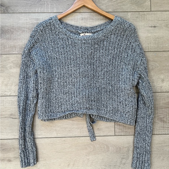 Hollister gray criss cross tie back cropped long sleeve sweater - Picture 6 of 8